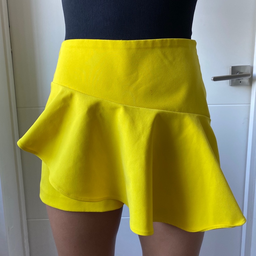 zara skort